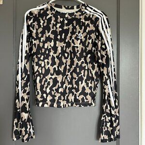 adidas Black and Cream/Beige Leopard Print Long Sleeve Crop Top